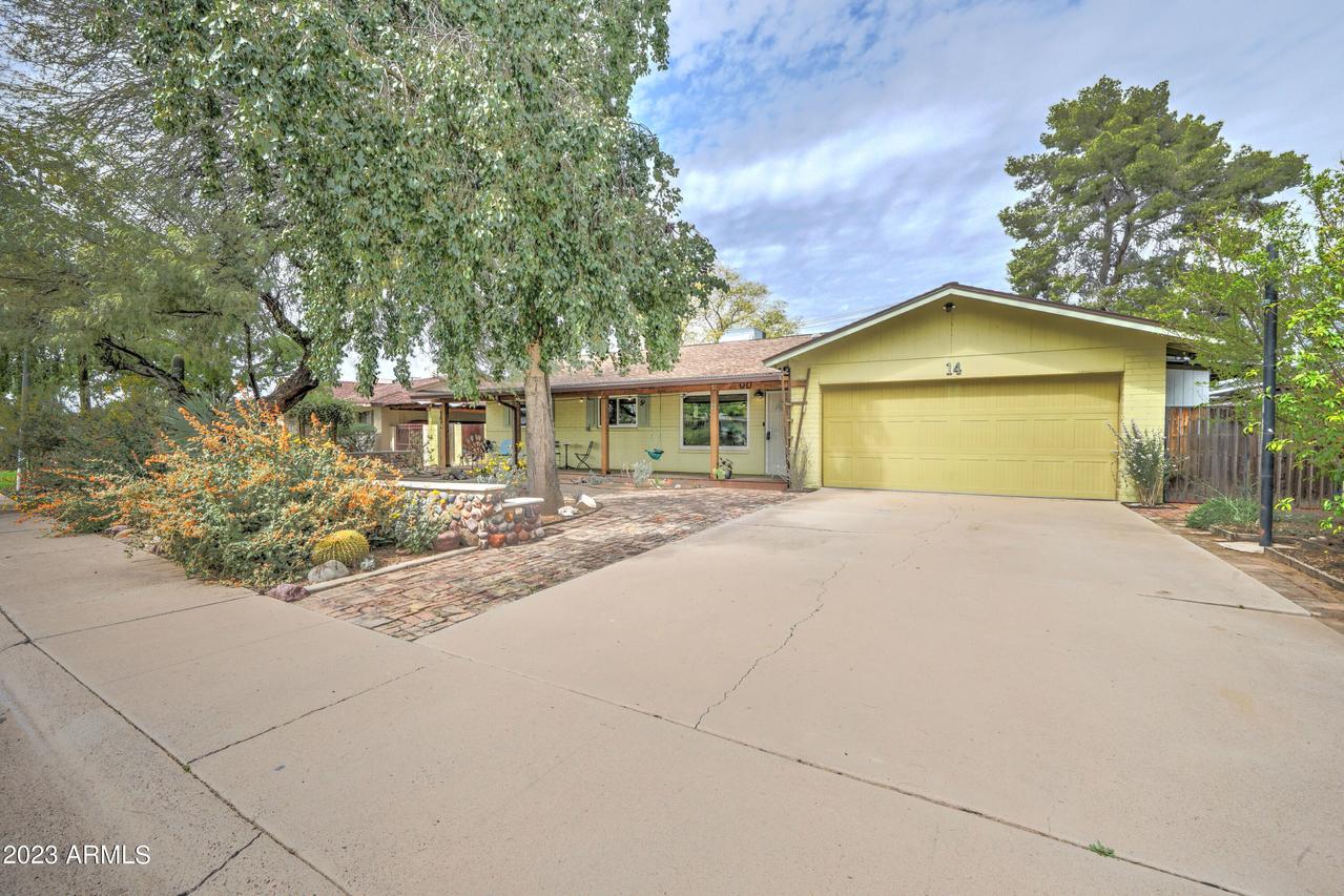 14 W Erie Dr., Tempe, AZ 85282