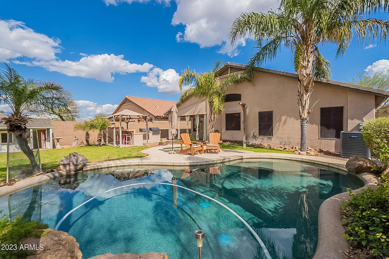 29924 N Welton Pl., San Tan Valley, AZ 85143
