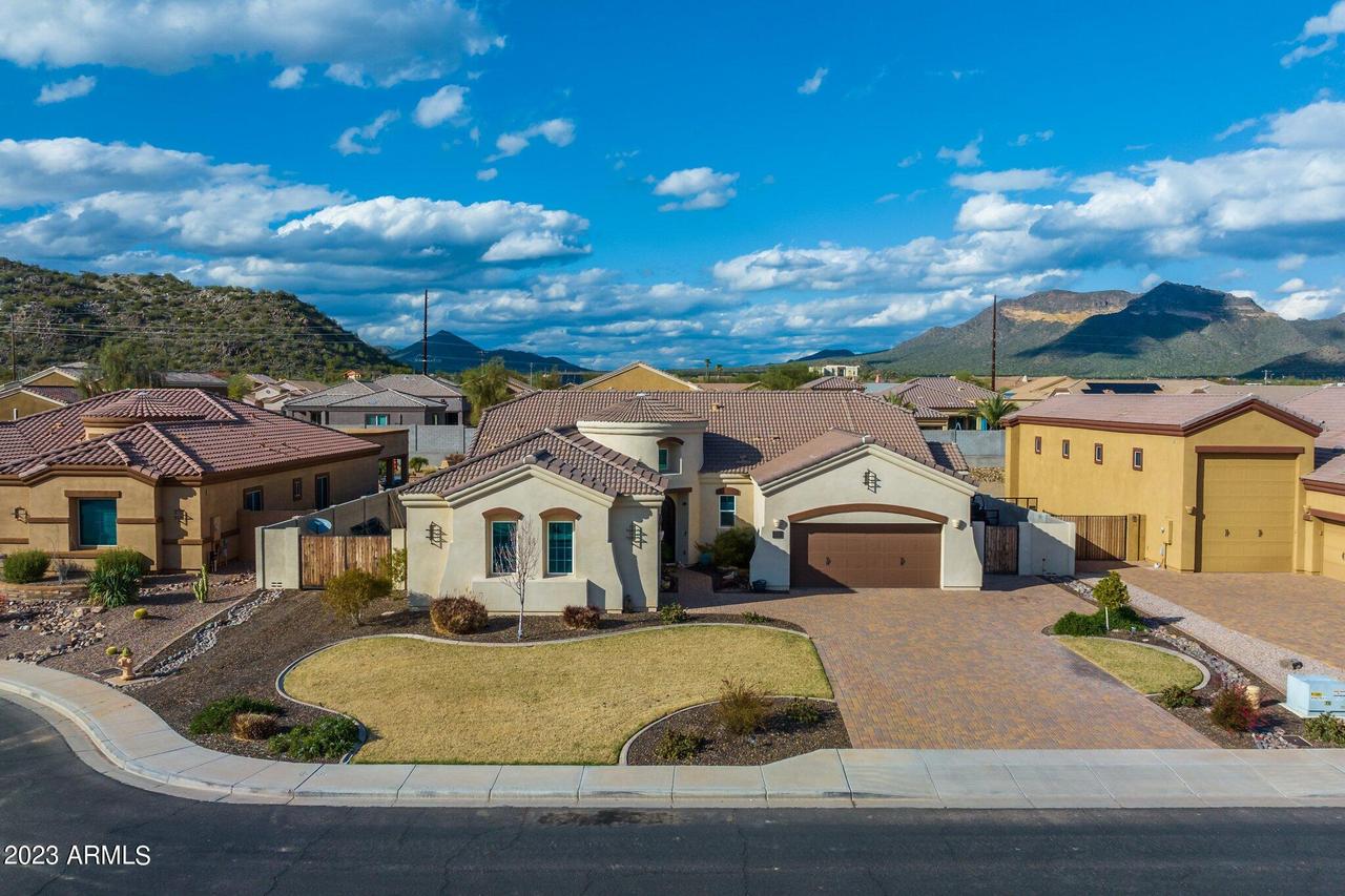 10022 E Glencove Cir., Mesa, AZ 85207