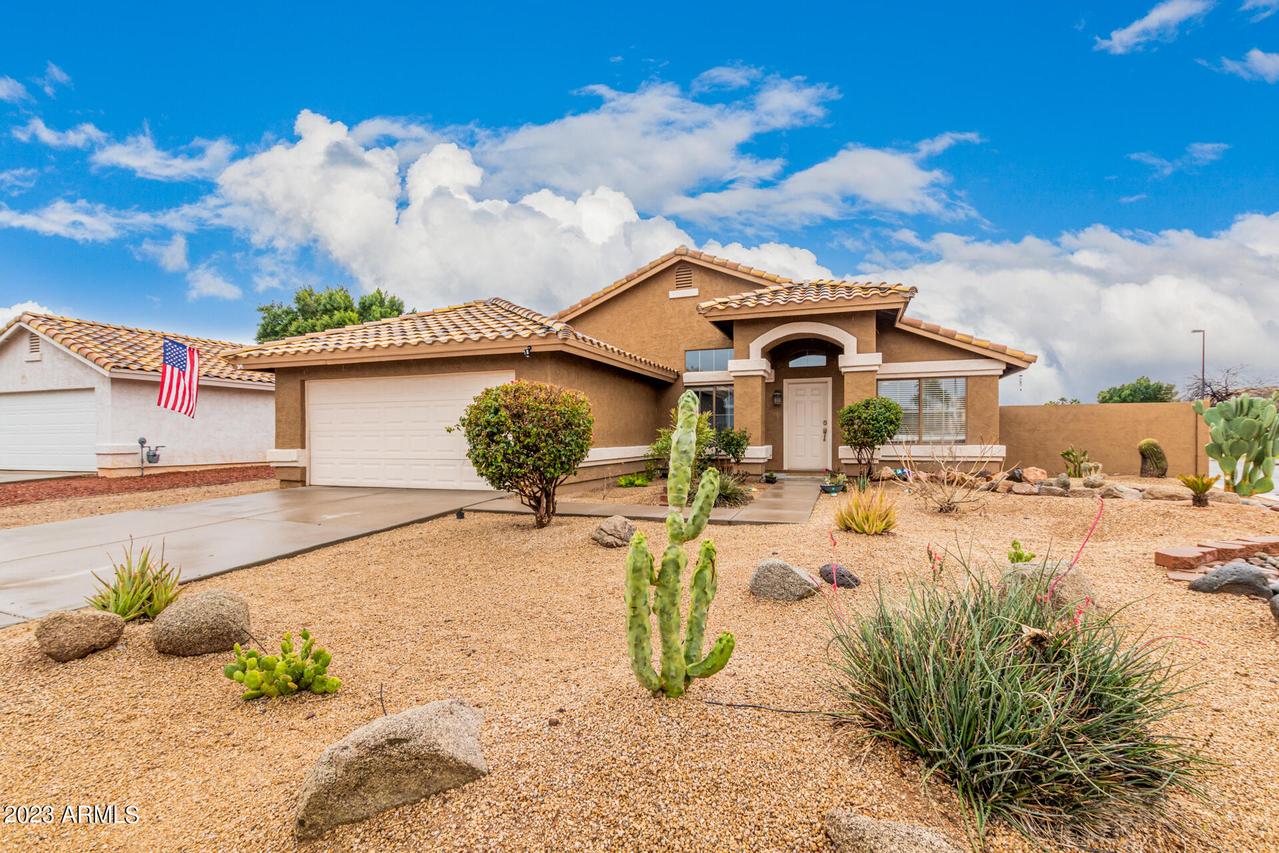 7213 E Medina Ave., Mesa, AZ 85209