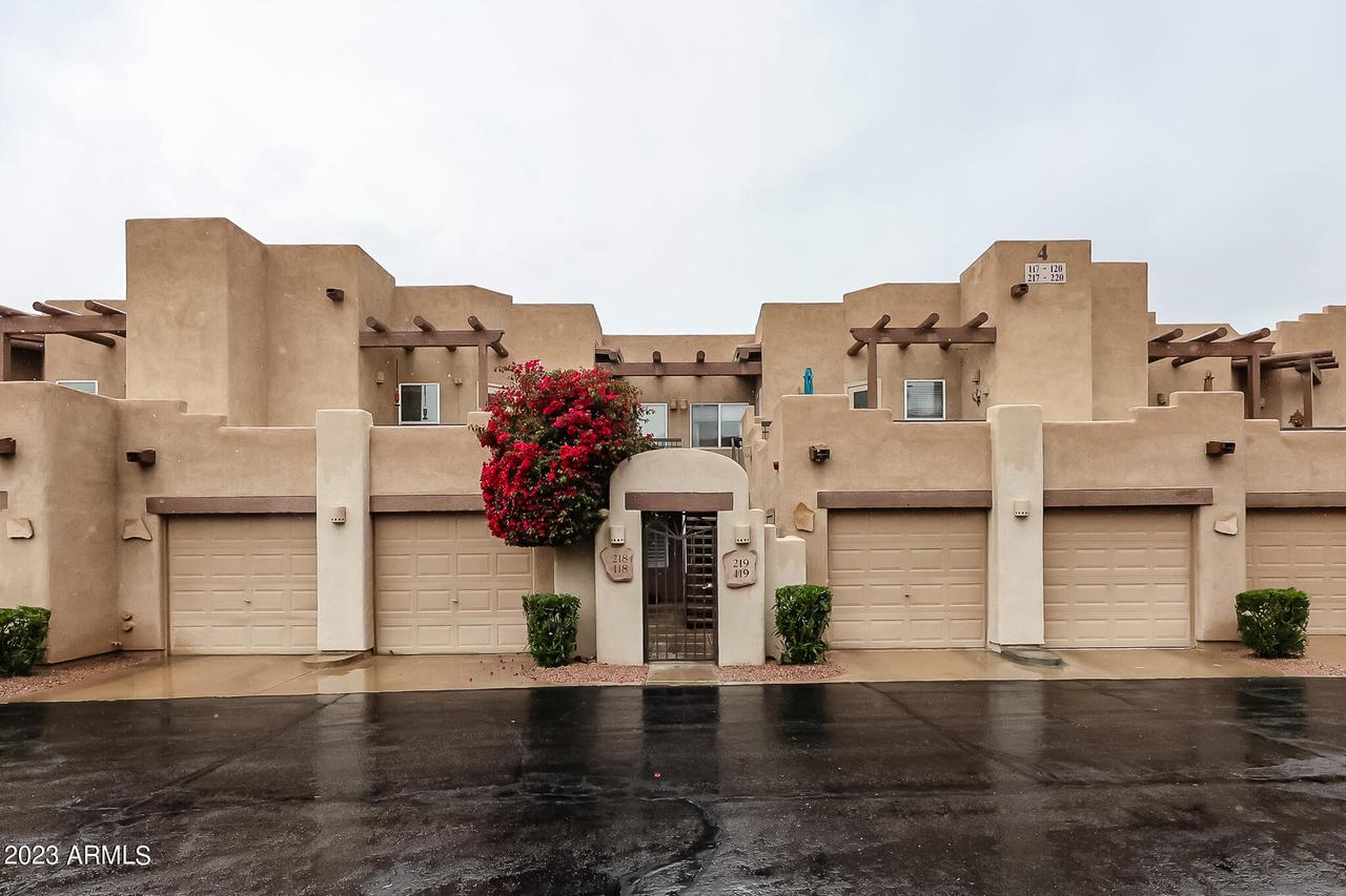 7021 E Earll Dr. #219, Scottsdale, AZ 85251