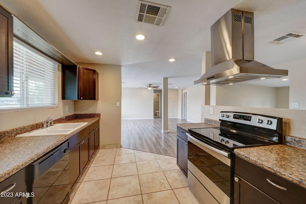 2741 W Pierson St., Phoenix, AZ 85017