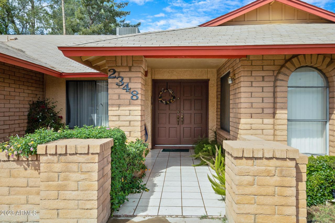 2348 S Standage, Mesa, AZ 85202