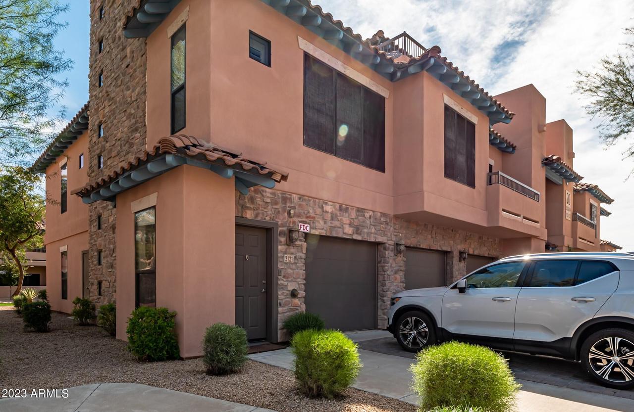 20660 N 40th St. #2121, Phoenix, AZ 85050