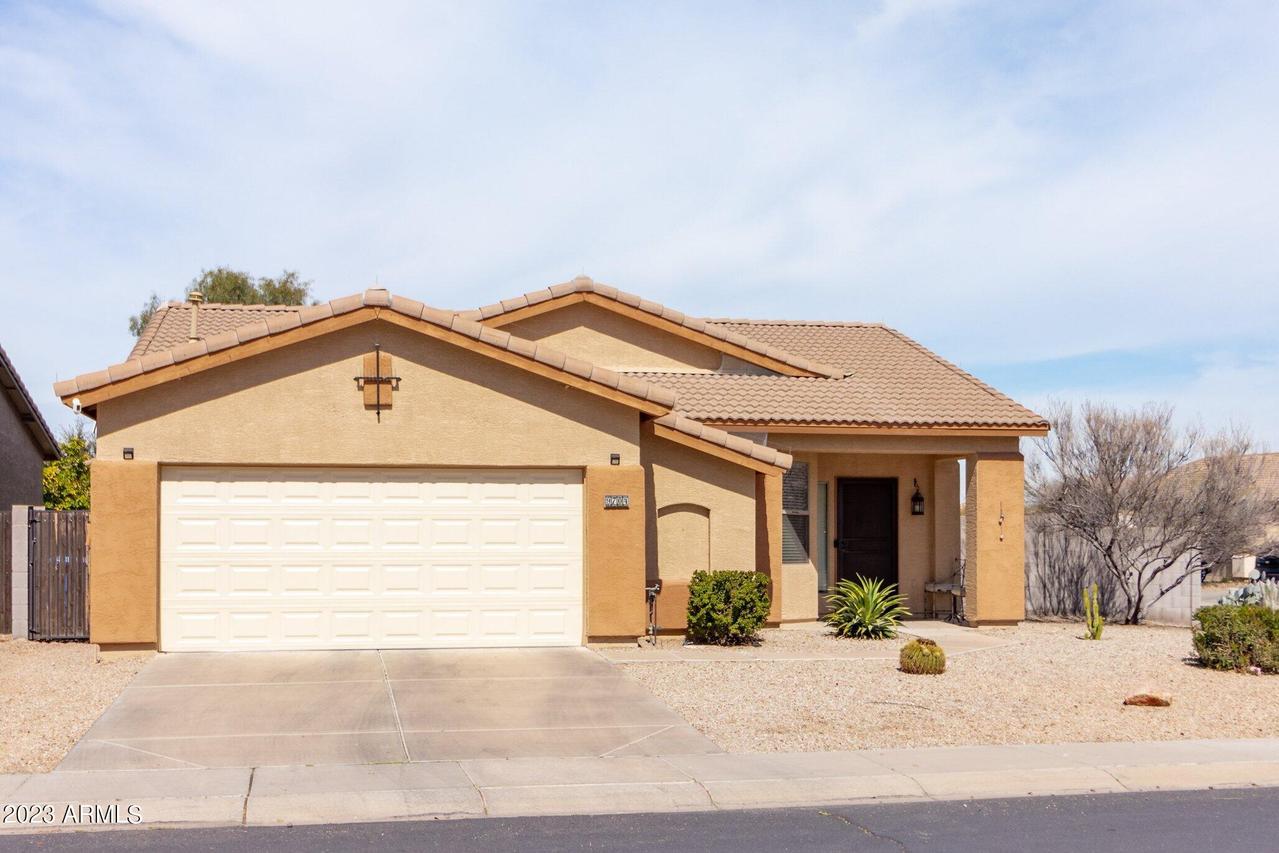 9704 W Horse Thief Pass, Tolleson, AZ 85353