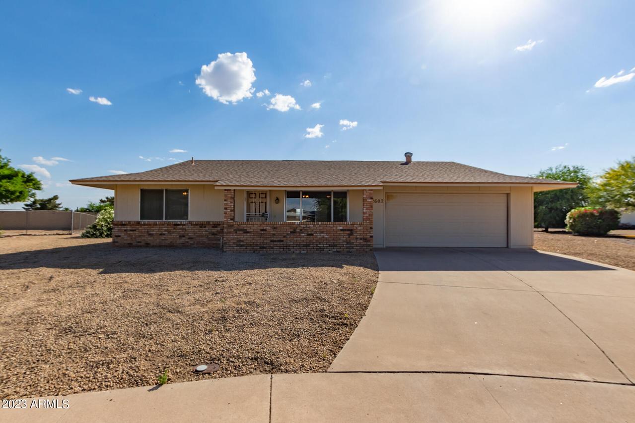 12602 N Blue Ridge Dr., Sun City, AZ 85351