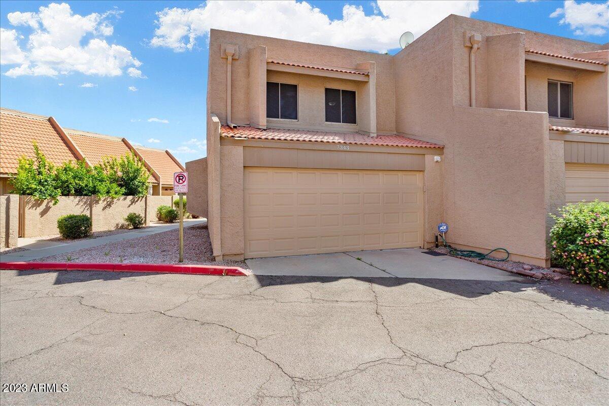 7343 N 44th Ave., Glendale, AZ 85301
