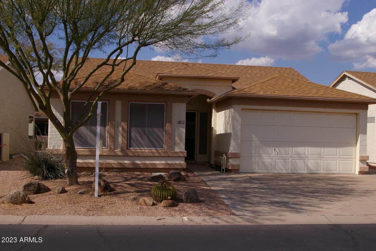 1852 E Peach Tree Dr., Chandler, AZ 85249