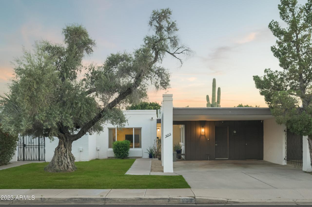 909 W Berridge Ln., Phoenix, AZ 85013