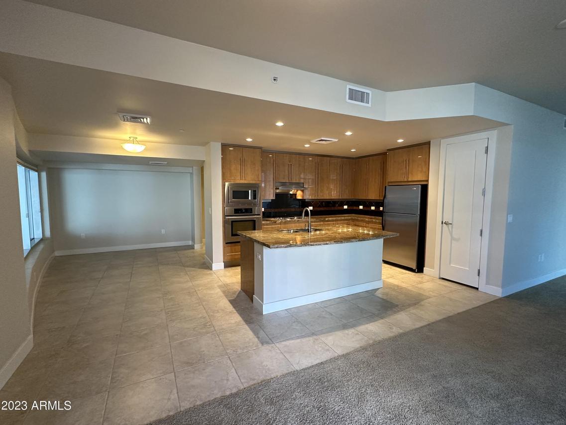 140 E Rio Salado Pkwy. #102, Tempe, AZ 85281