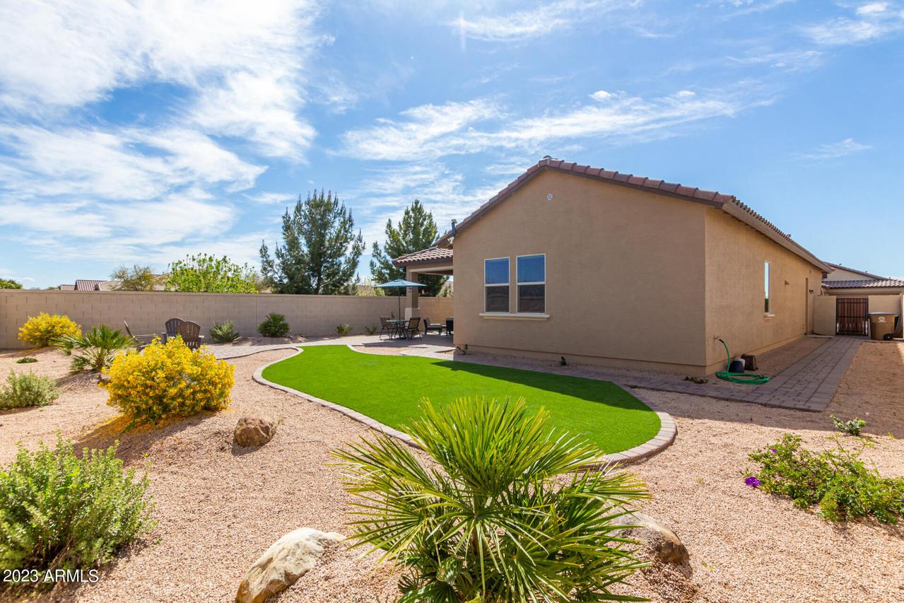 1332 W Alpine Tree Ave., San Tan Valley, AZ 85140