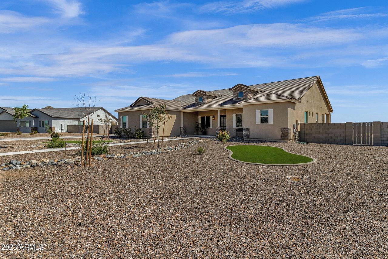 5889 N Bornite Way, Casa Grande, AZ 85194