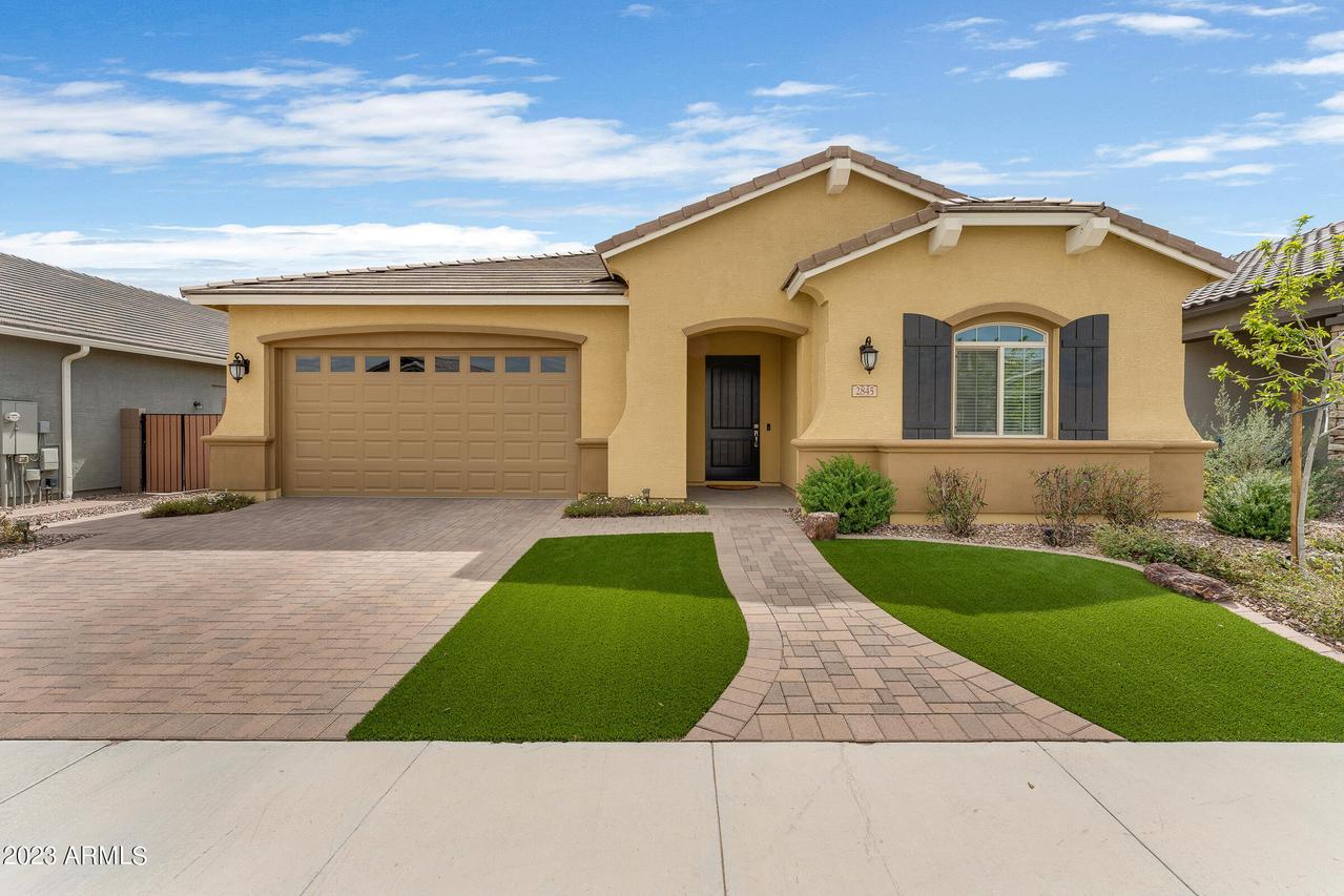 2845 W Wilcox Playa Dr., Queen Creek, AZ 85144