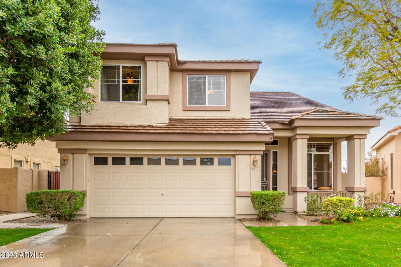 6917 W Pontiac Dr., Glendale, AZ 85308