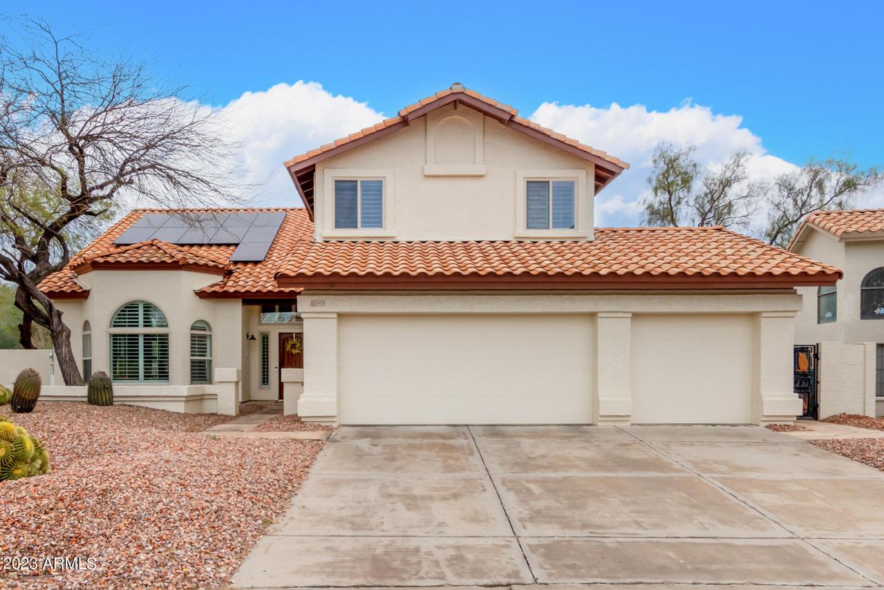 3937 N Sapphire, Mesa, AZ 85215