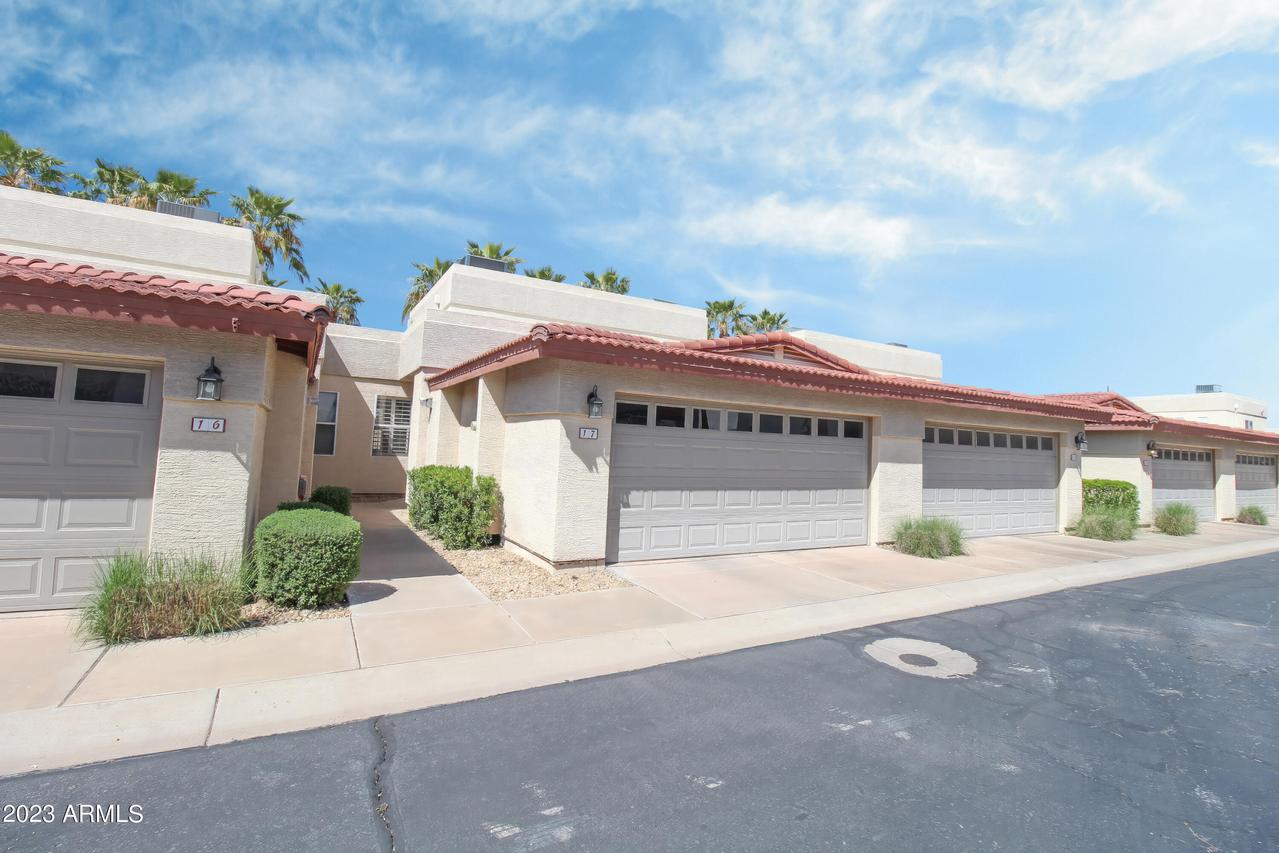 3221 N 37th St. #17, Phoenix, AZ 85018