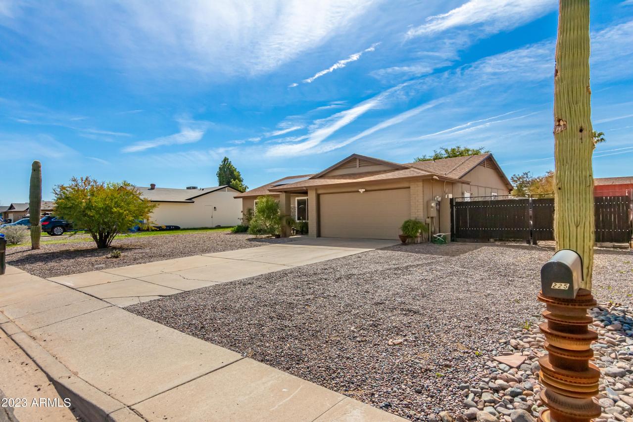 4225 W Grovers Ave., Glendale, AZ 85308