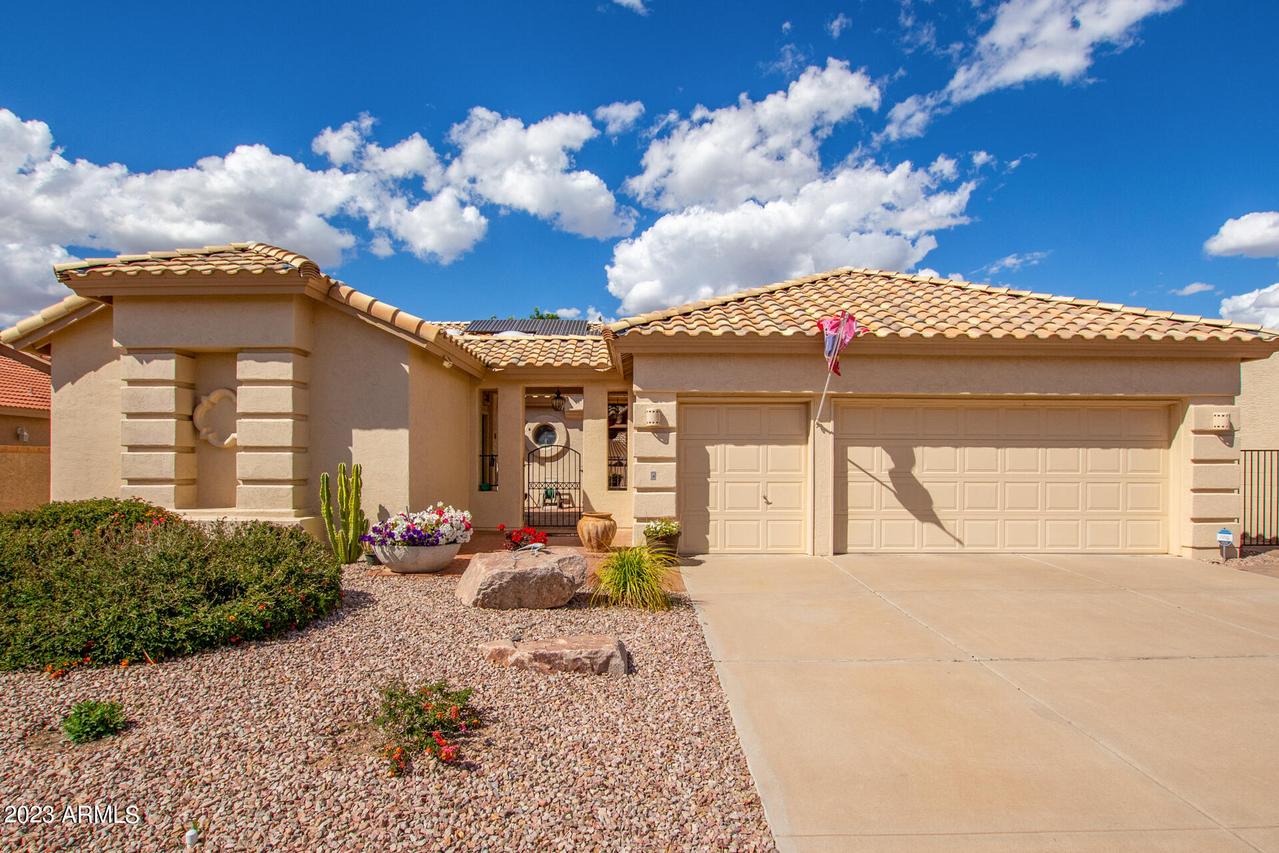 10832 E Sunnydale Dr., Sun Lakes, AZ 85248