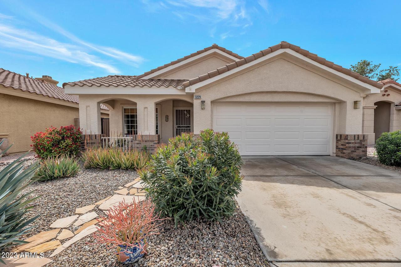 3229 E Marco Polo Rd., Phoenix, AZ 85050