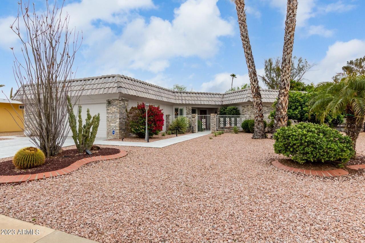10641 W Welk Dr., Sun City, AZ 85373