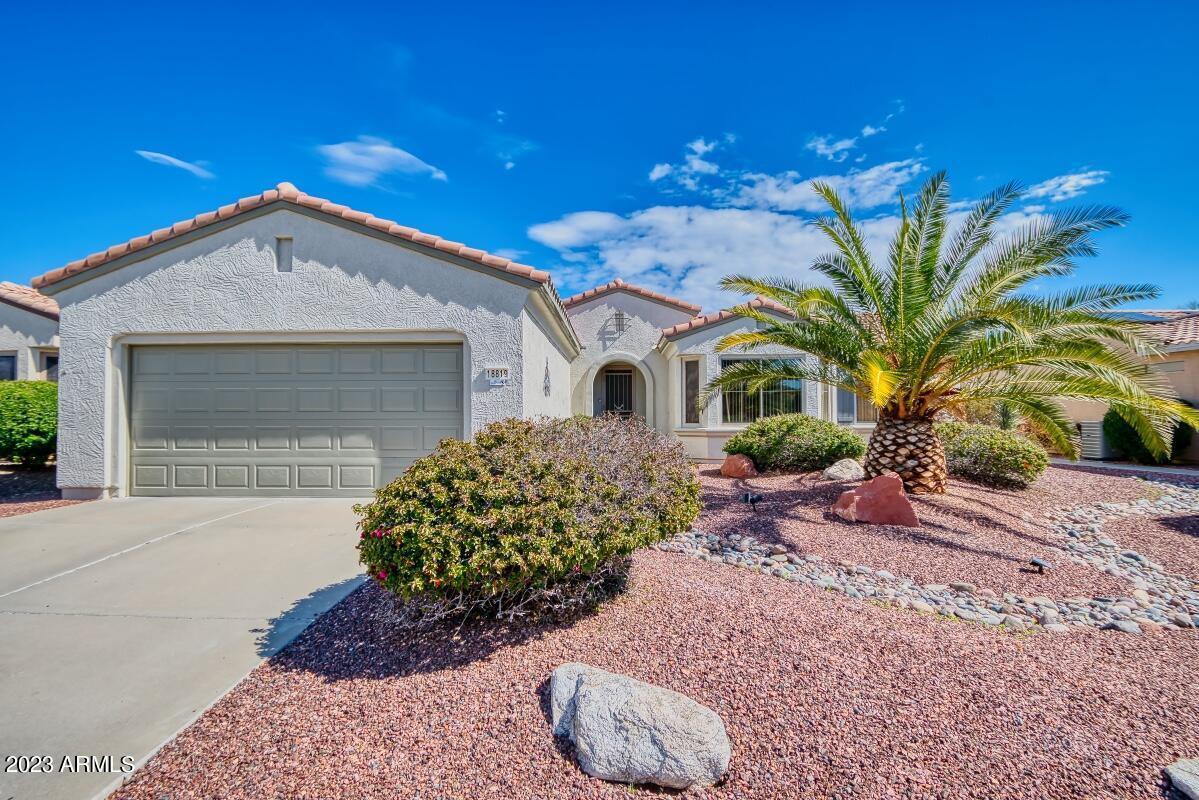 18819 N Summerbreeze Way, Surprise, AZ 85374