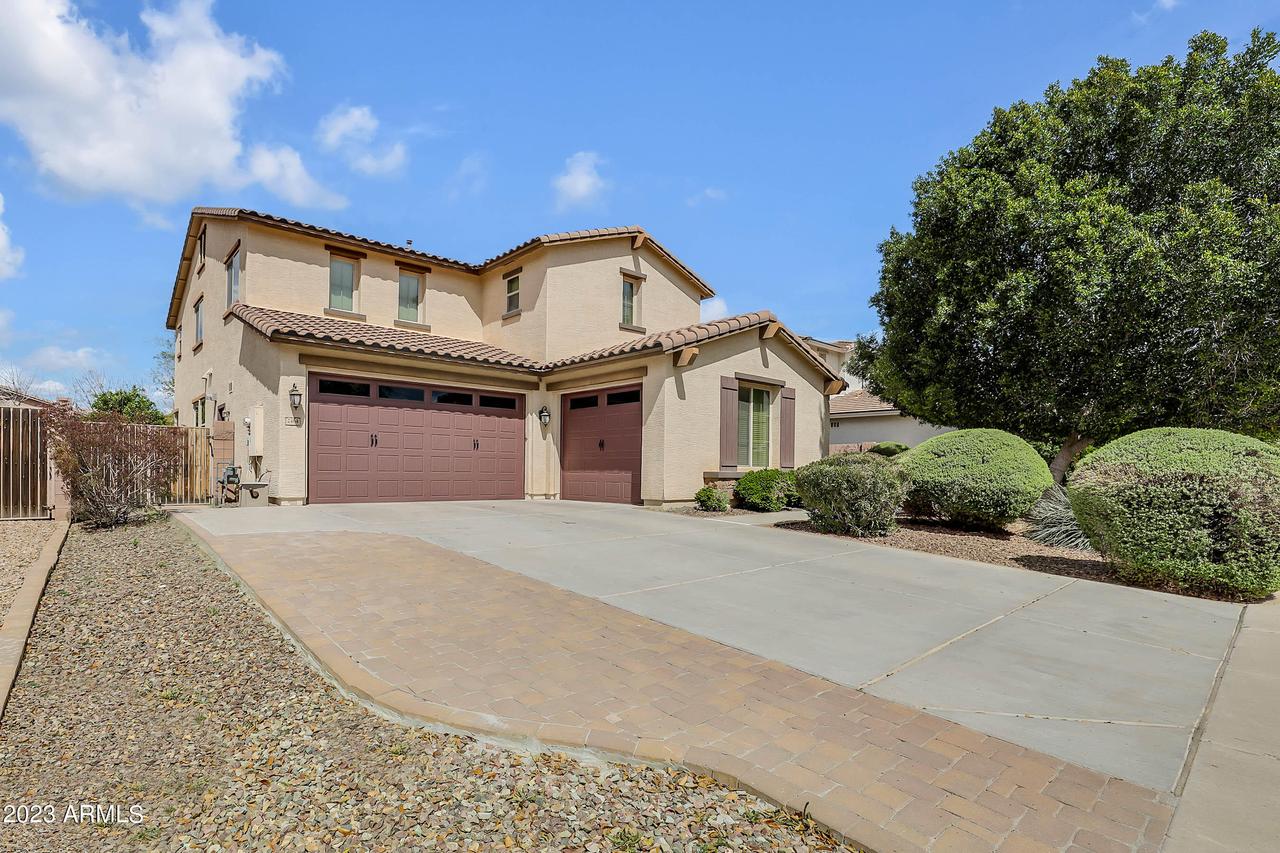 2464 E Donato Dr., Gilbert, AZ 85298