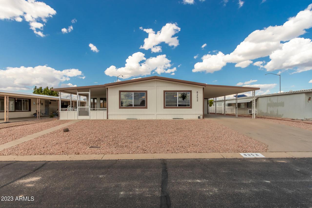 8252 E Calypso Ave., Mesa, AZ 85208