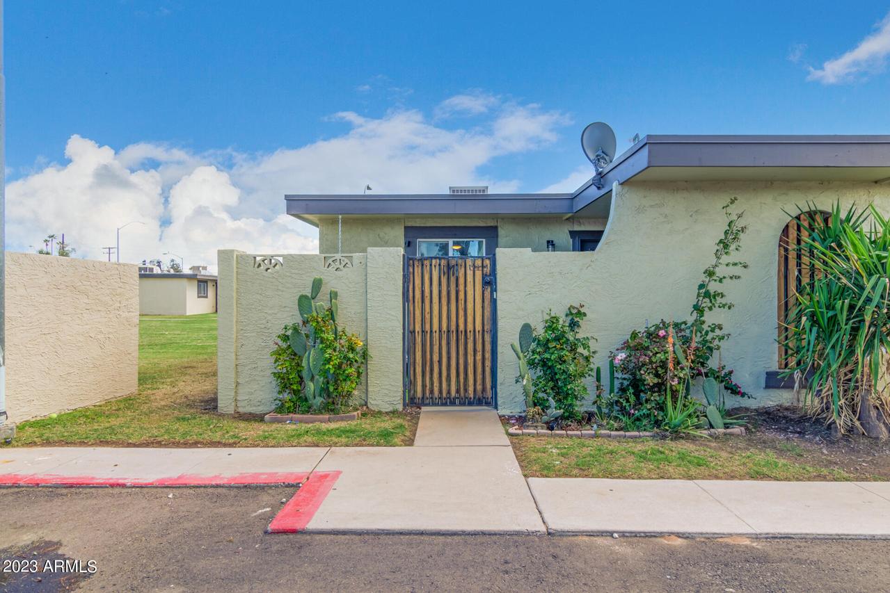 830 S Dobson Rd. #17, Mesa, AZ 85202