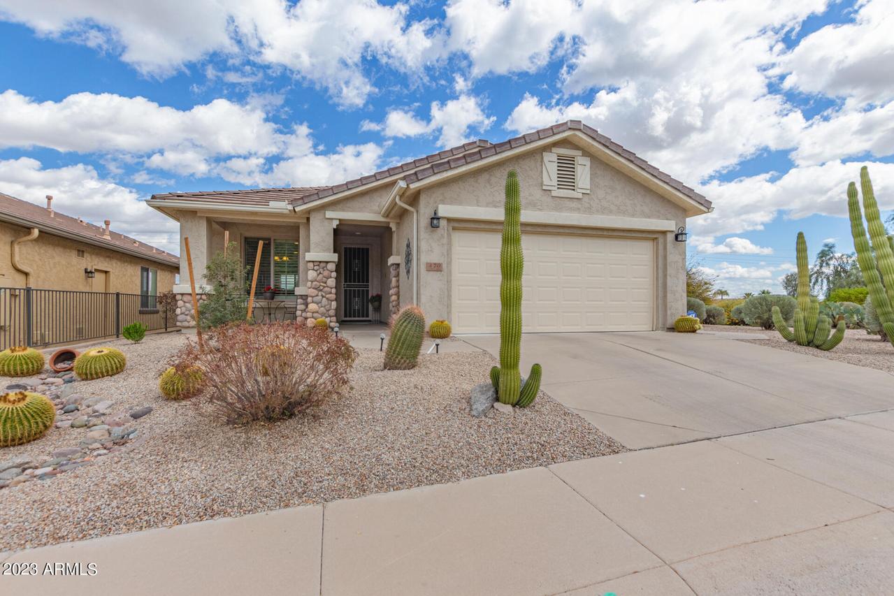 470 W Twin Peaks Pkwy., San Tan Valley, AZ 85143