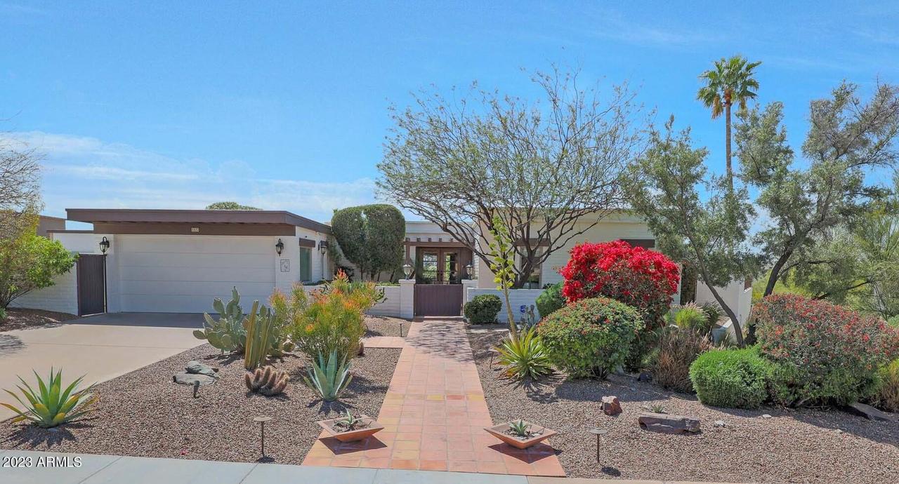 2227 E Glenn Dr., Phoenix, AZ 85020