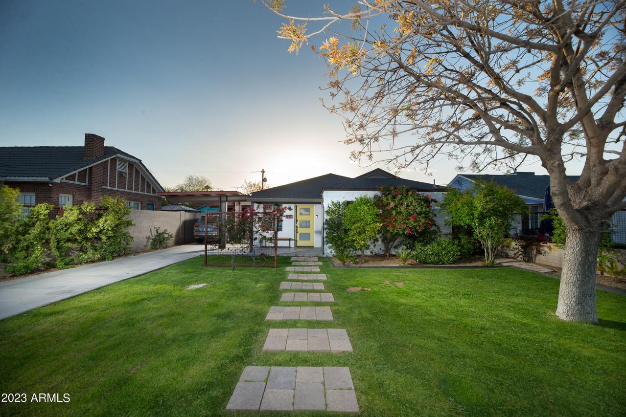 2228 N Edgemere St., Phoenix, AZ 85006