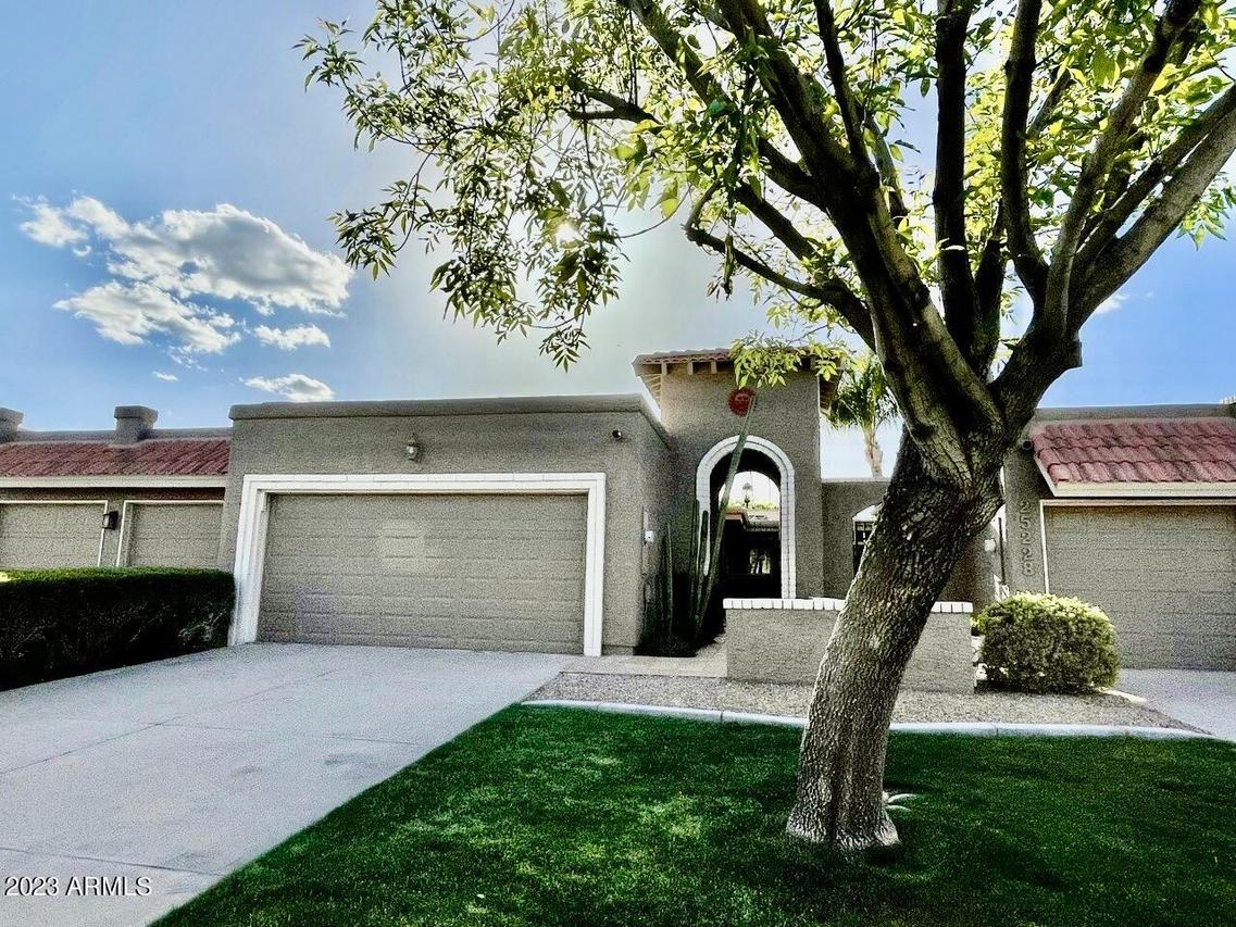 25230 S Berry Brook Dr., Sun Lakes, AZ 85248