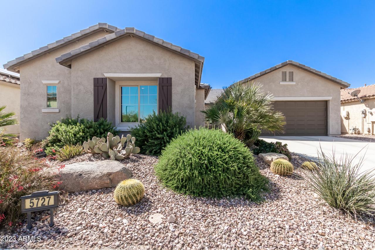 5727 W Admiral Way, Florence, AZ 85132
