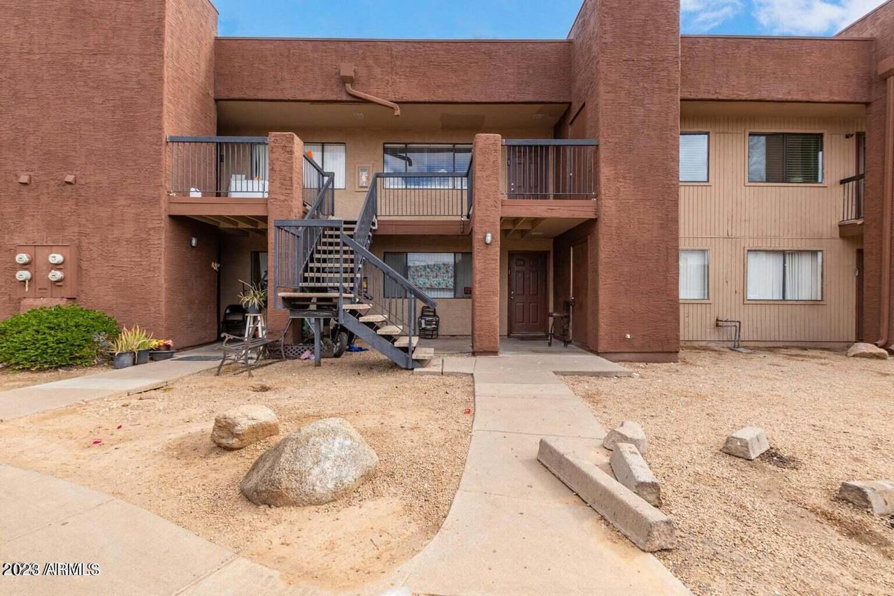 3810 N Maryvale Pkwy. #2030, Phoenix, AZ 85031
