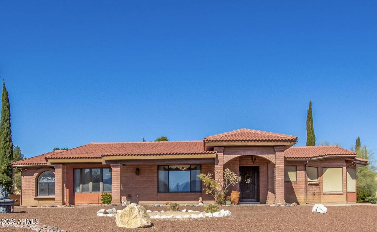 1235 N Placita De Josephina, Green Valley, AZ 85614