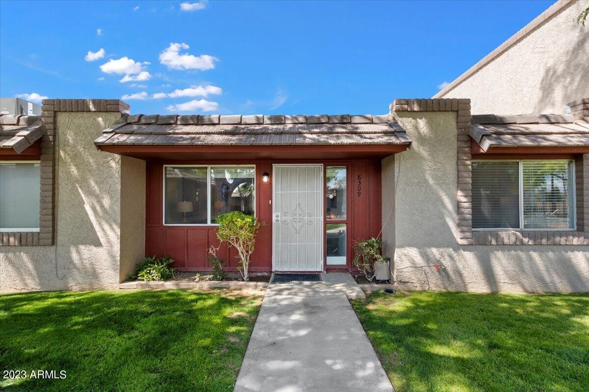 8309 E Thomas Rd., Scottsdale, AZ 85251
