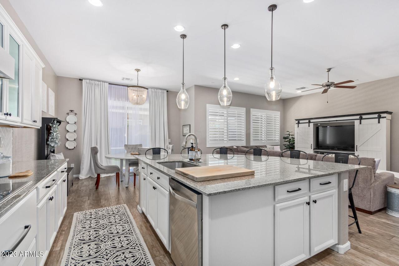 5081 N 148th Ave., Litchfield Park, AZ 85340