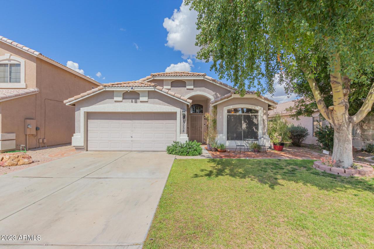 8558 W Rue De Lamour, Peoria, AZ 85381