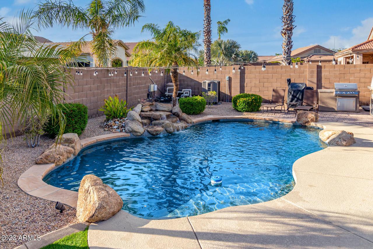 3142 S Esmeralda Cir., Mesa, AZ 85212