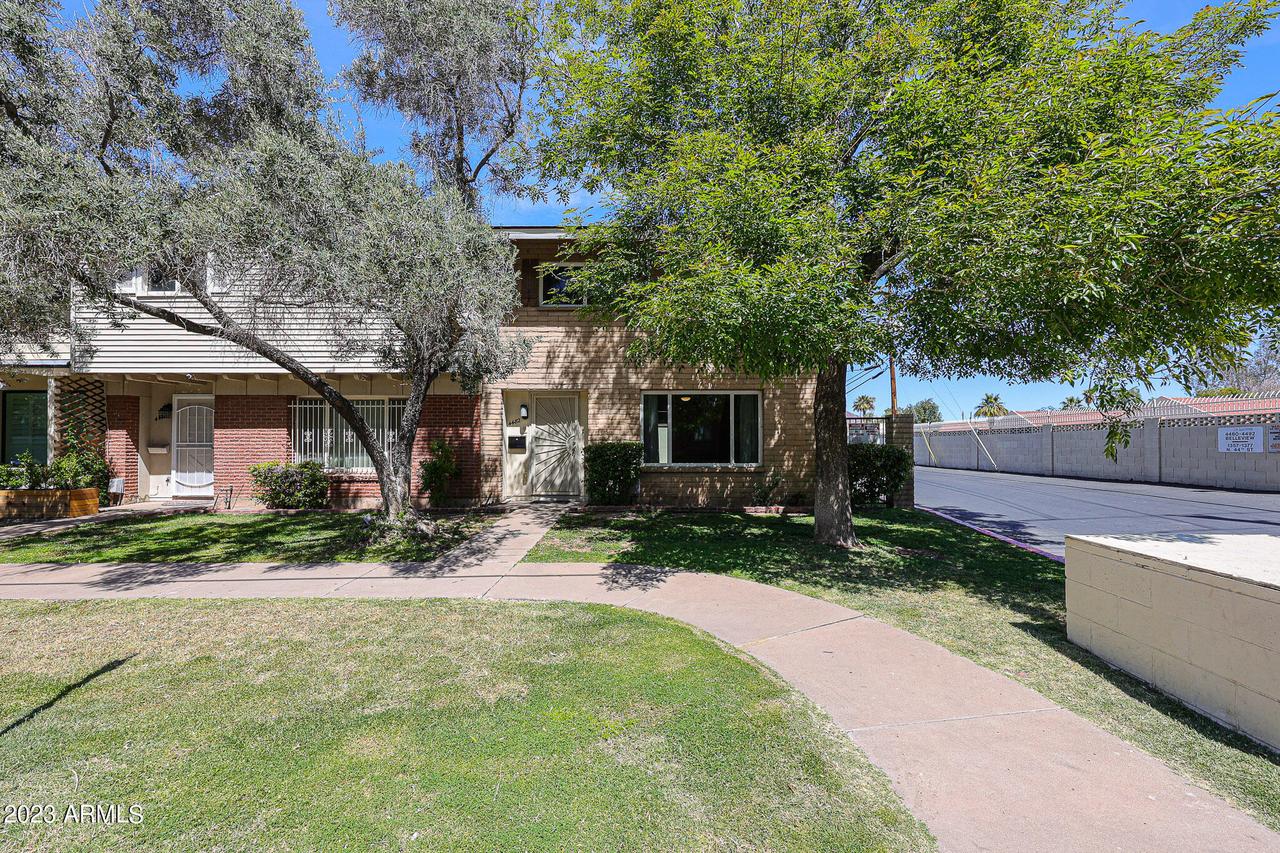 4482 E Belleview St., Phoenix, AZ 85008