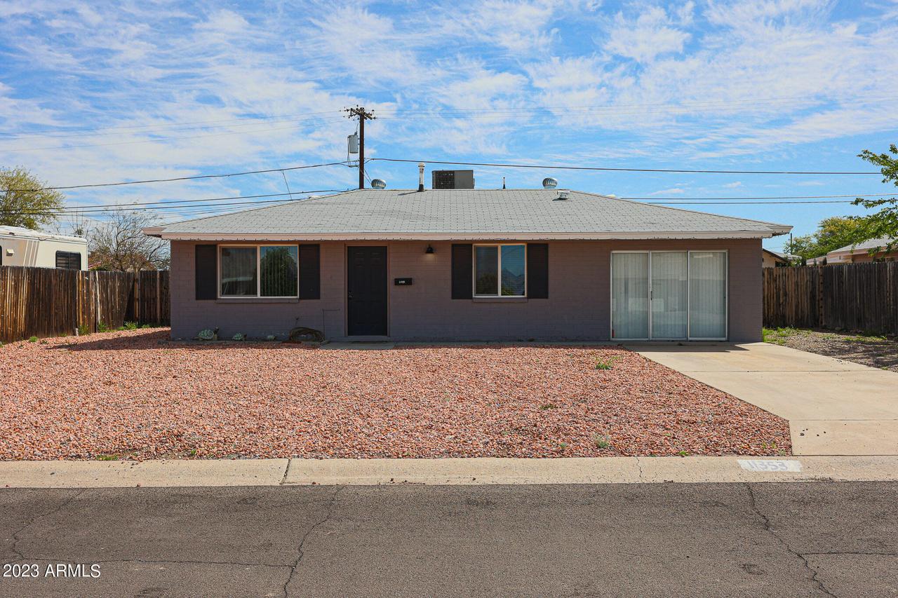 11353 N 114th Dr., Youngtown, AZ 85363