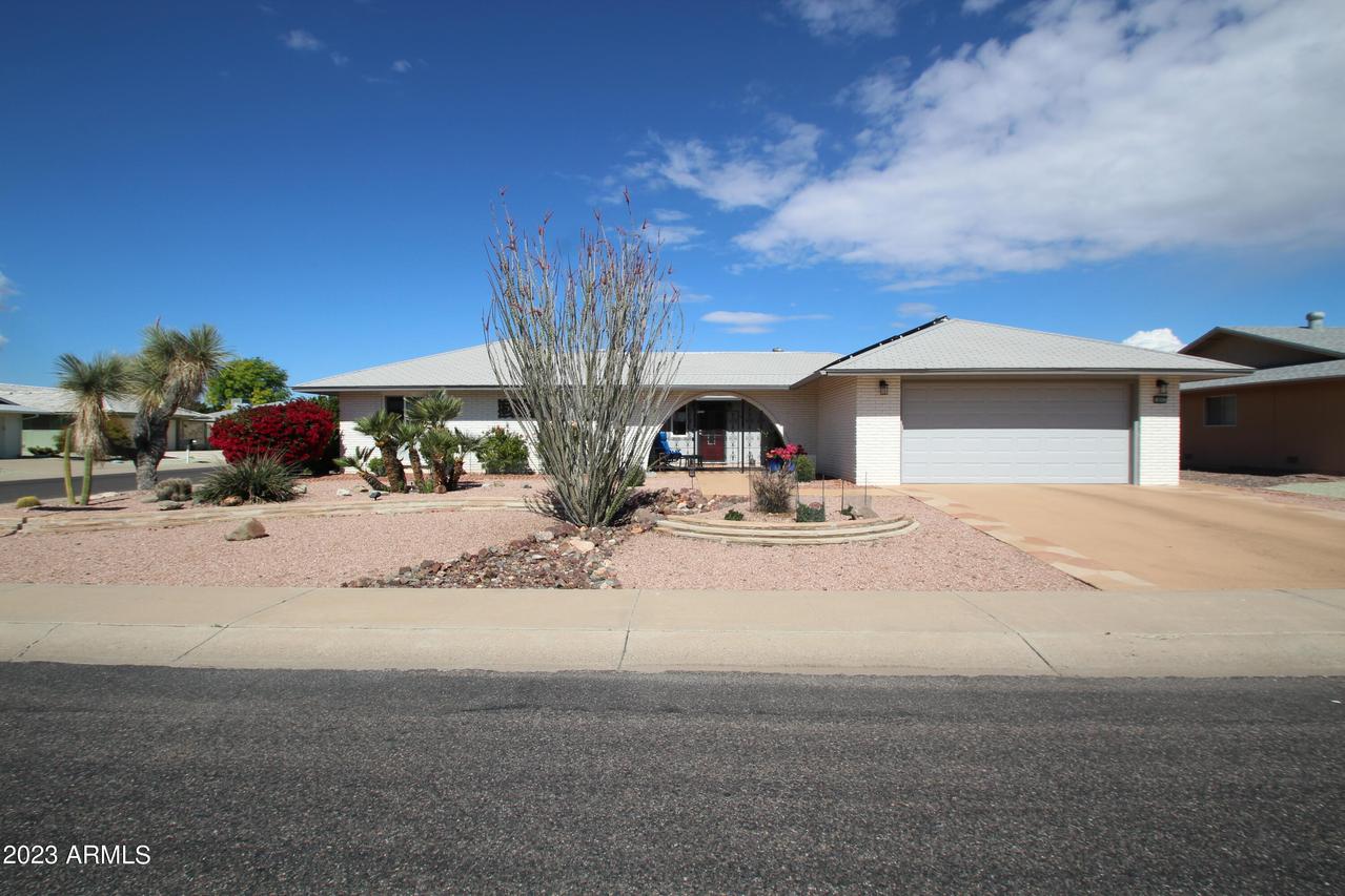 18002 N Organ Pipe Dr., Sun City, AZ 85373