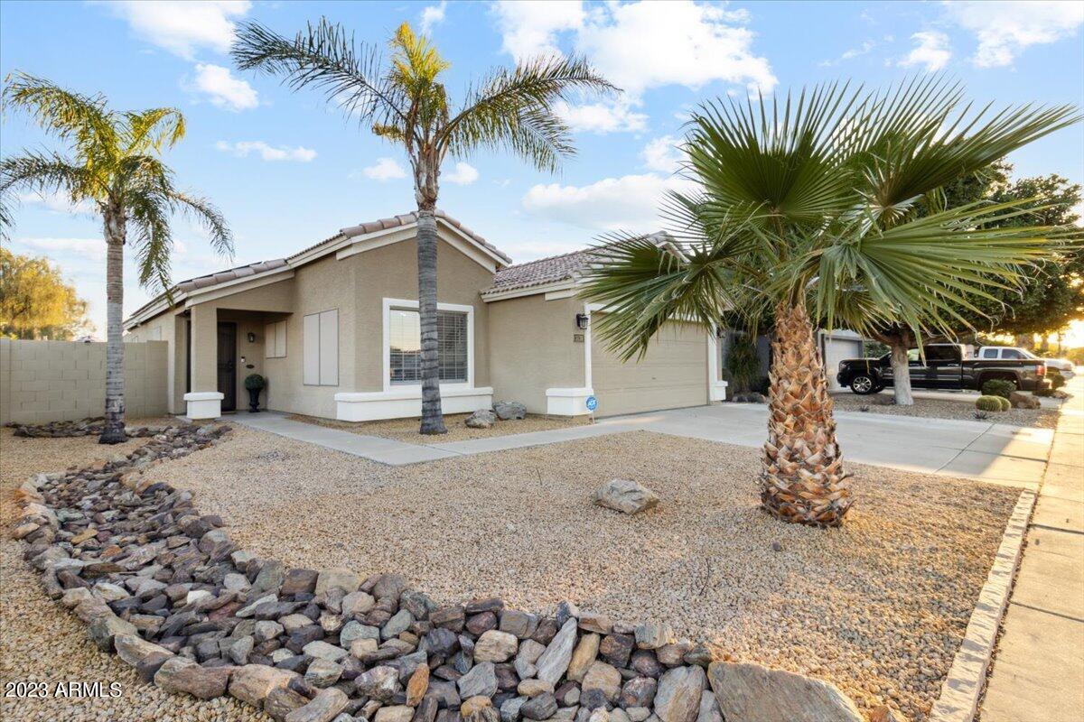 3139 W Louise Dr., Phoenix, AZ 85027