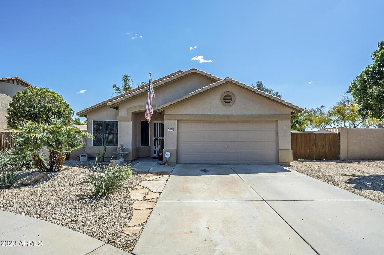 8033 W Salter Dr., Peoria, AZ 85382