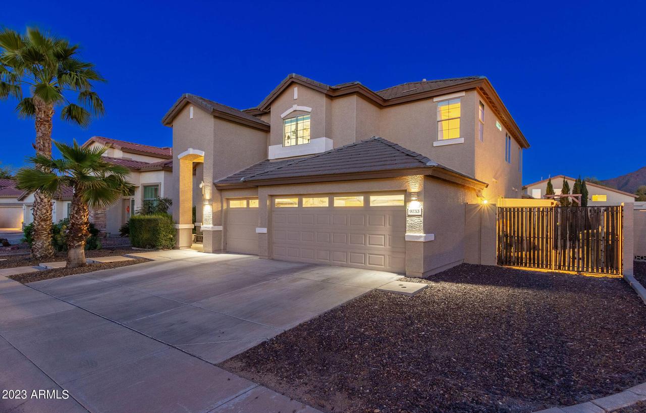 9733 S 44th Dr., Laveen, AZ 85339