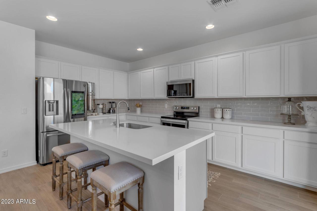9316 E Static Ave., Mesa, AZ 85212
