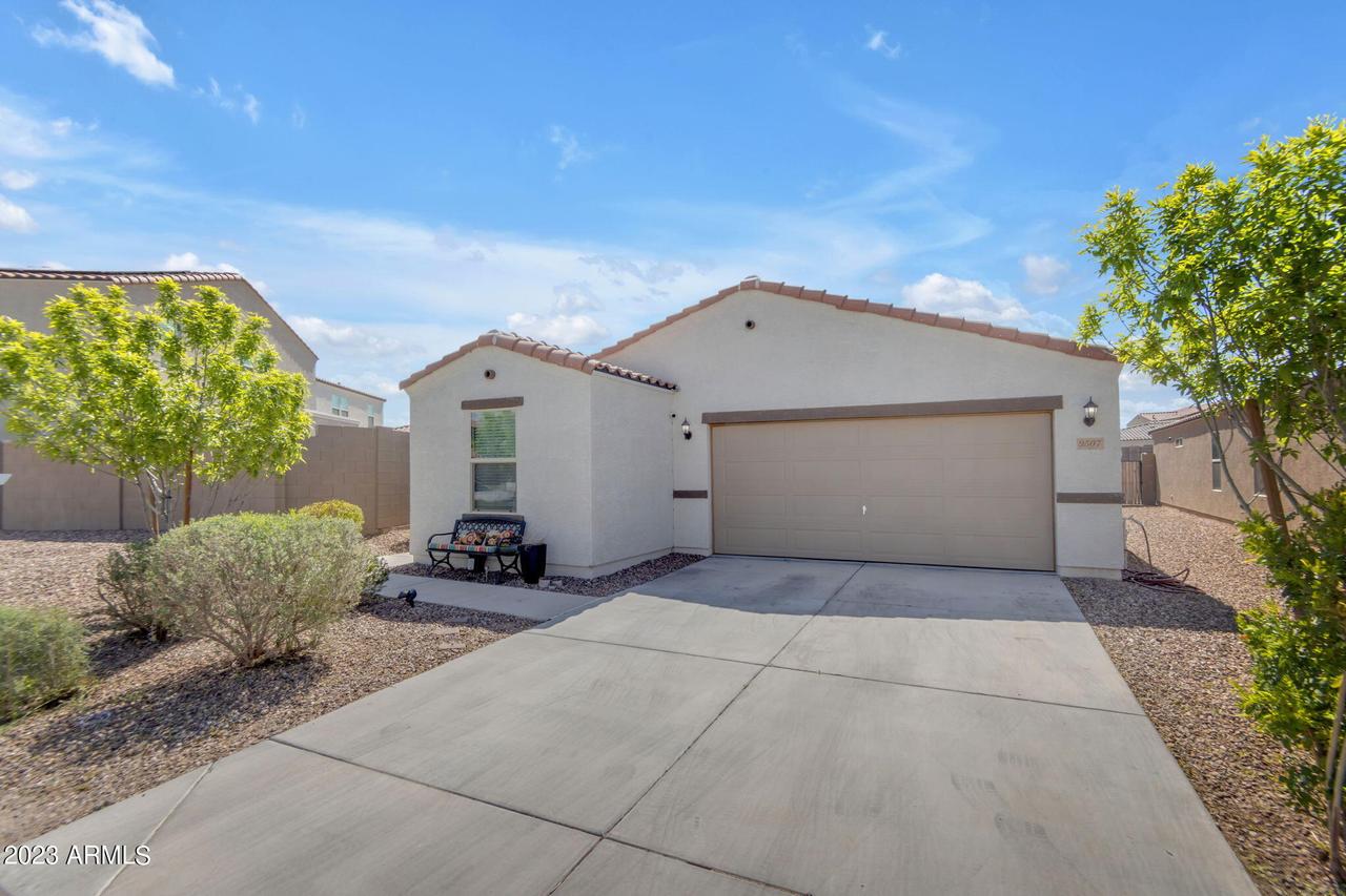 9507 E Greenhouse Rd., Florence, AZ 85132