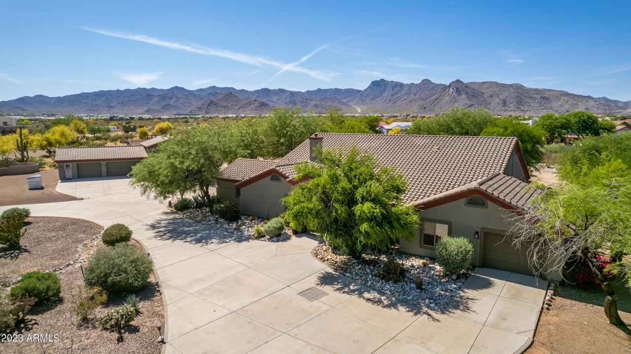 19938 W Meadowbrook Ave., Litchfield Park, AZ 85340