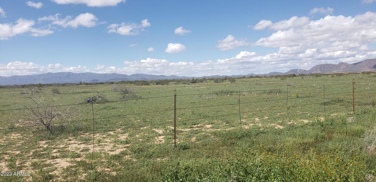 Valley Rd. #Part of 002J, Aguila, AZ 85320