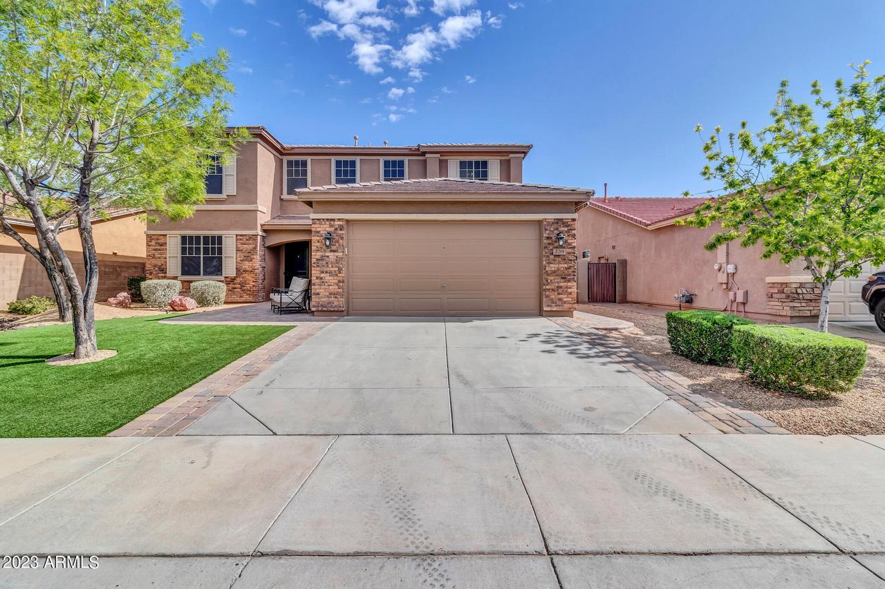 239 S 172nd Dr., Goodyear, AZ 85338